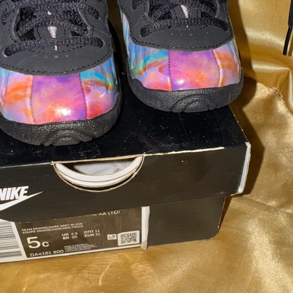 Nike Kids Tie-Dye Sneakers
